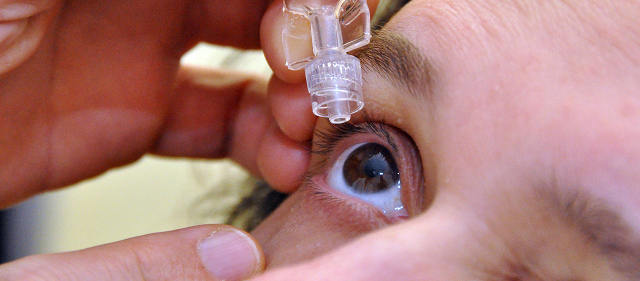 Лечение конъюнктивита глаз у ребенка в Москве